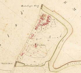 <p>De woonkern direct aan de westzijde van de Vecht bestond uit een concentratie van bebouwing rondom een brink met verderop een korenmolen. Het voorstadje werd dan ook de Brink genoemd (beeldbank RCE). </p>
